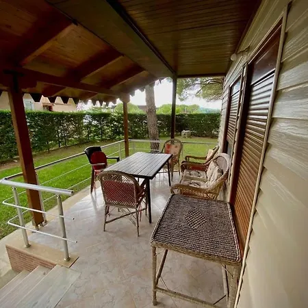 Hébergement de vacances House For Rent Gjiri I Lalzit. Durrës